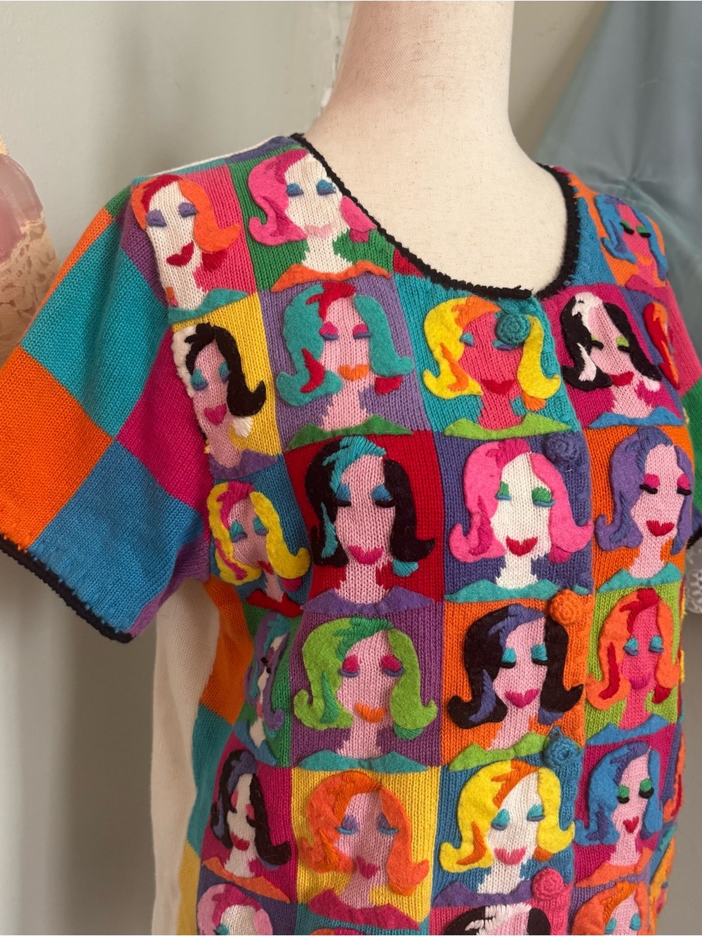 Michael Simon Multicolor Pop-Art Sweater top - Picture 3 of 8
